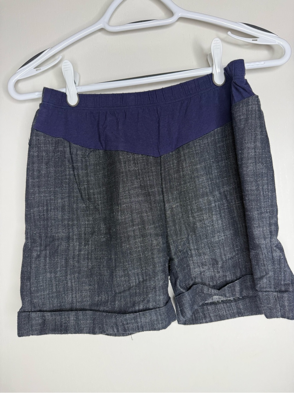 🔥2 for $10🔥Women’s Maternity Two-Tone Elastic Waist Shorts - Navy and Charcoal